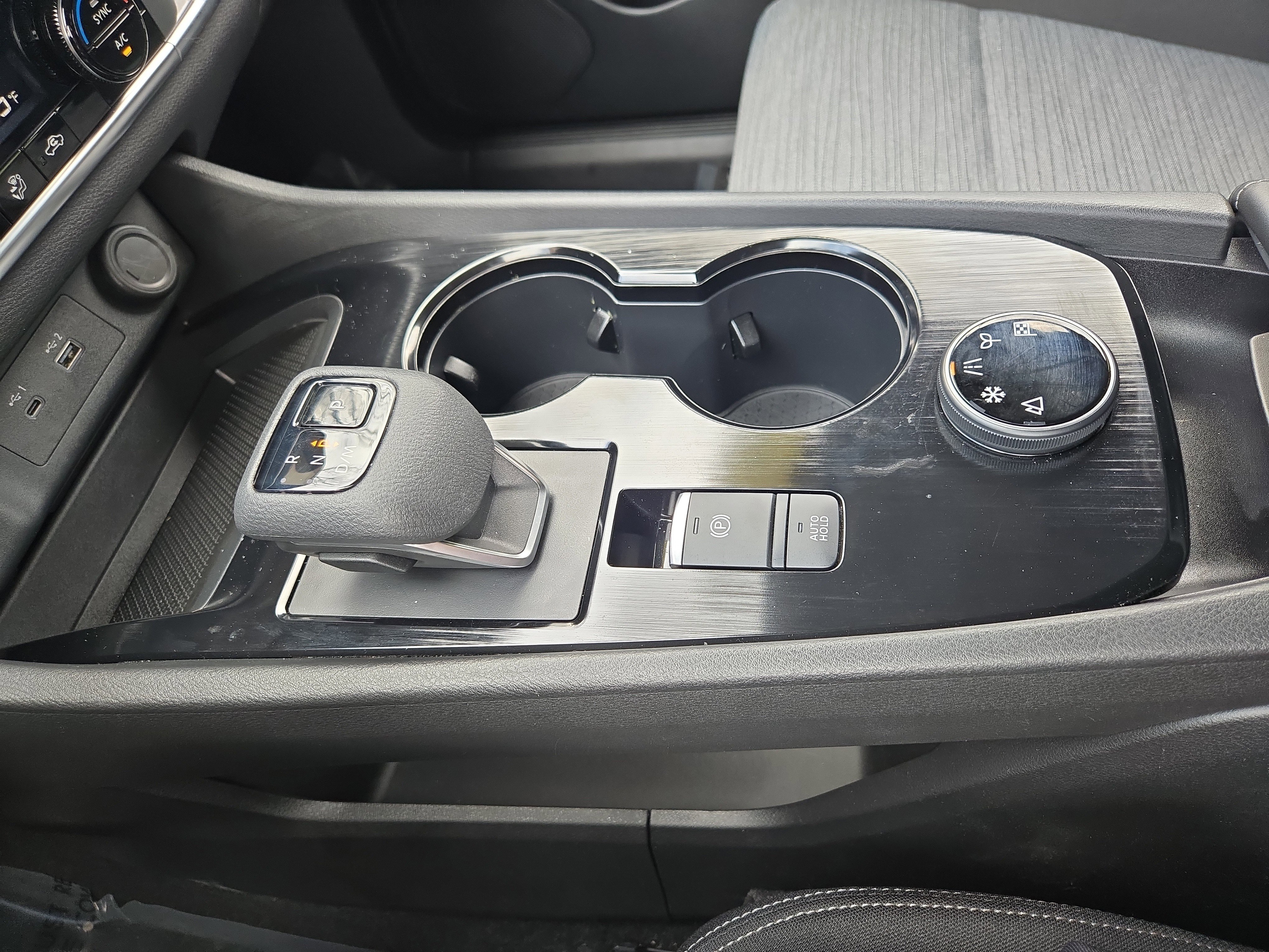 Used 2023 Nissan Rogue SV image 21