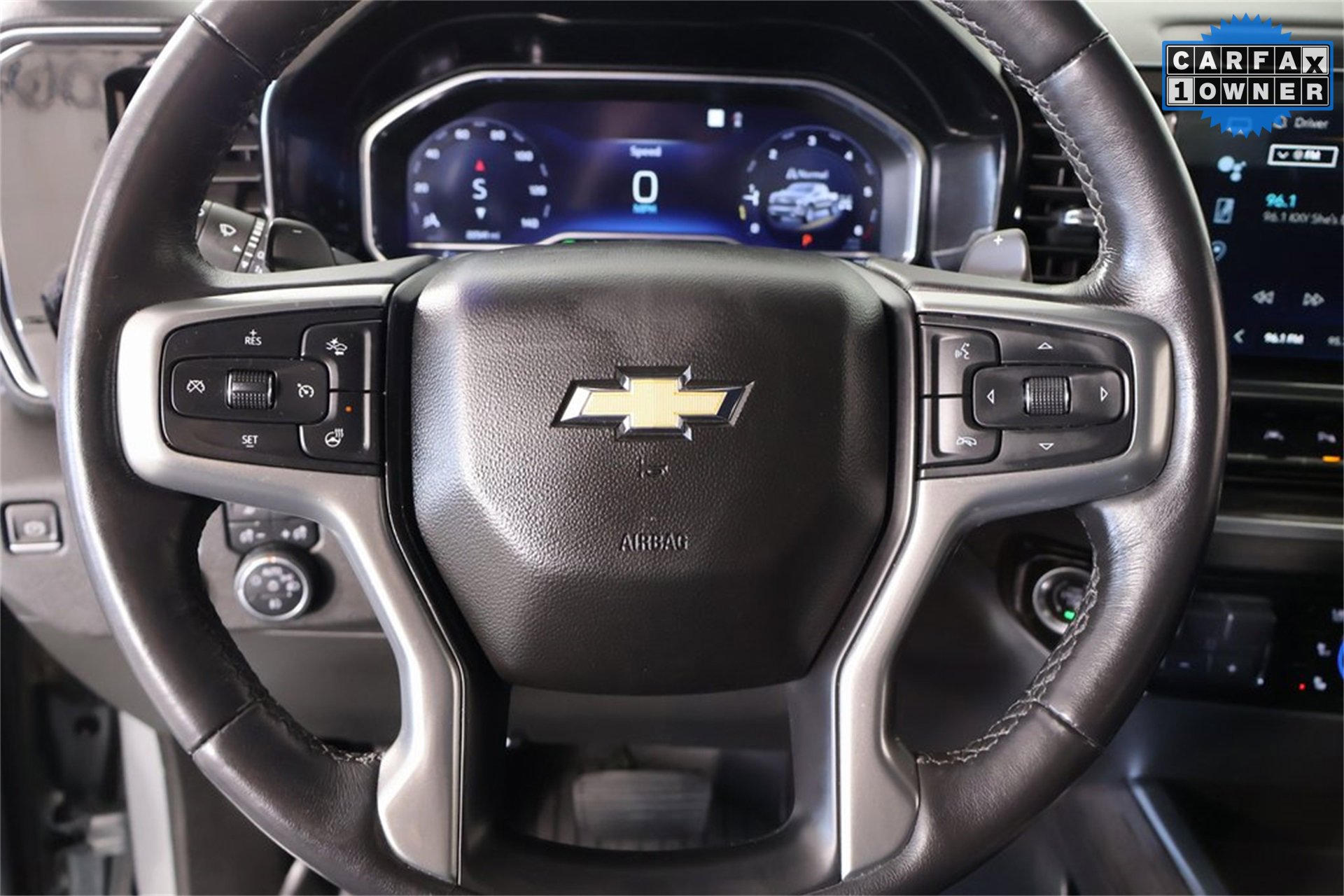 Used 2023 Chevrolet Silverado 1500 LTZ image 3