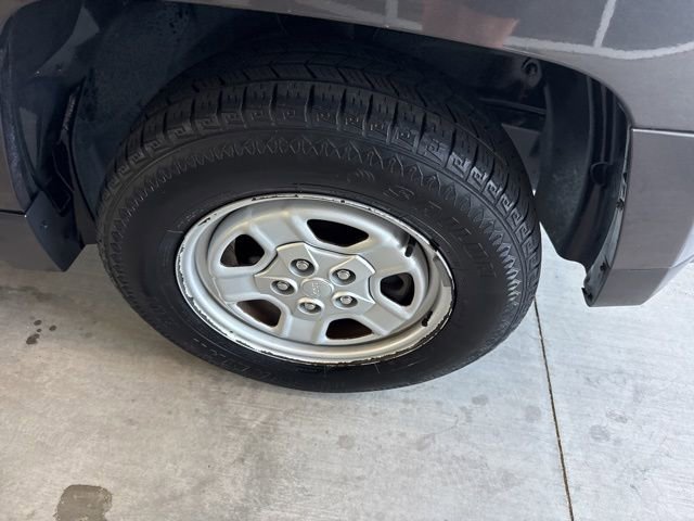 Used 2016 Jeep Patriot Sport w/ Power Value Group FWD image 20