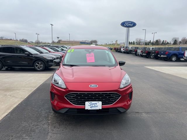 Used 2022 Ford Escape SE w/ SE Sport Appearance Package image 2