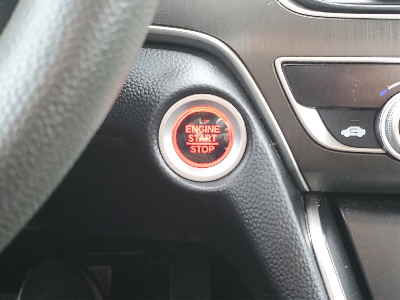 Used 2018 Honda Accord LX image 28