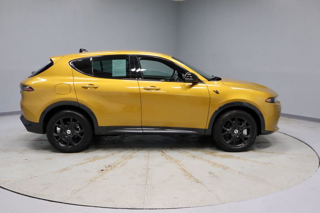 Used 2024 Dodge Hornet R/T w/ R/T Blacktop Package AWD/4WD image 12