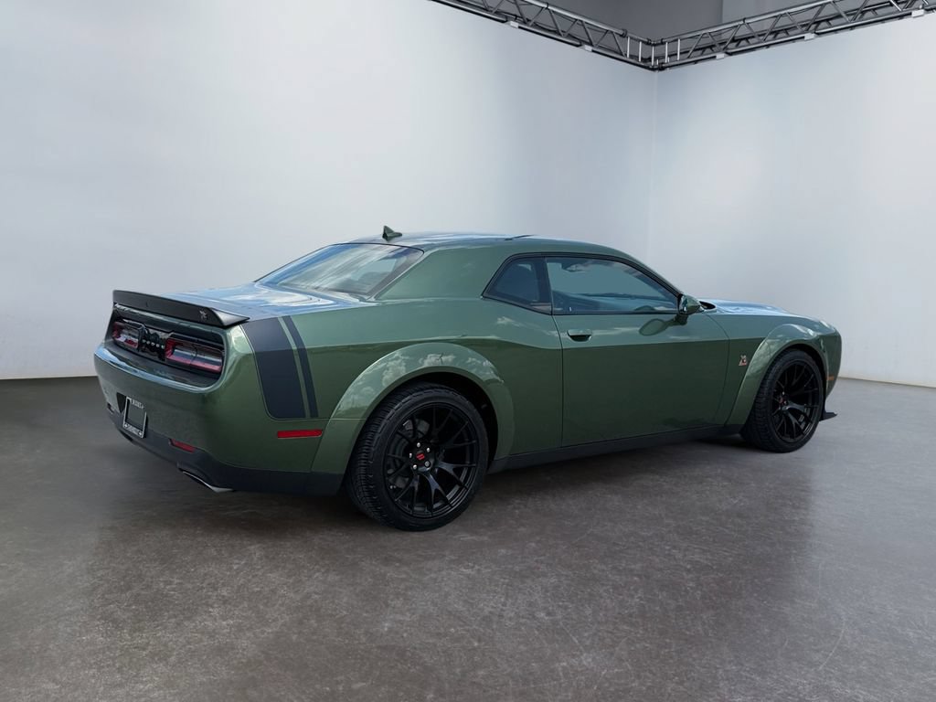 Used 2022 Dodge Challenger R/T Scat Pack RWD image 3