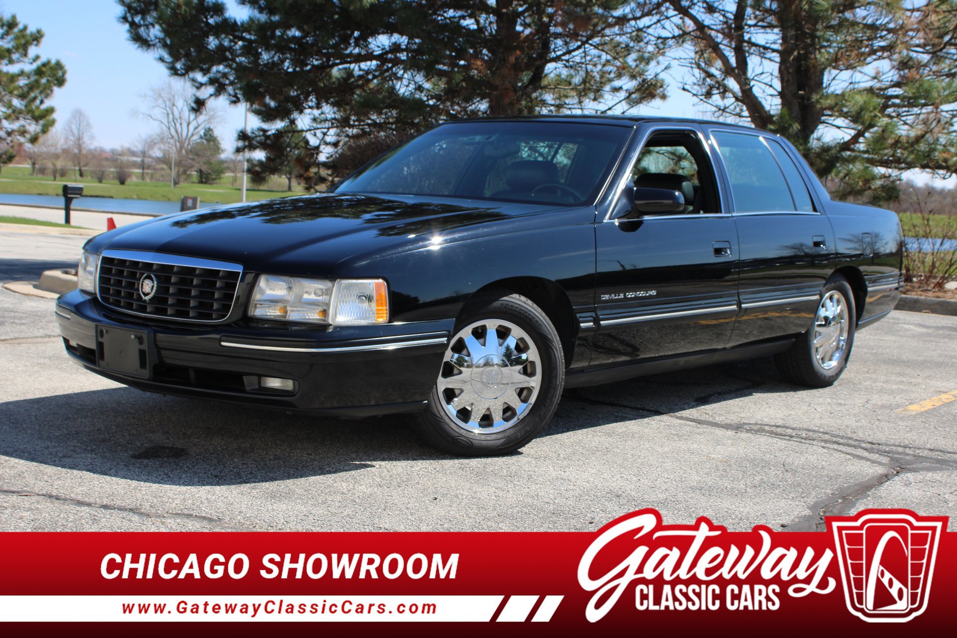 Used 1999 Cadillac De Ville Concours FWD image 1