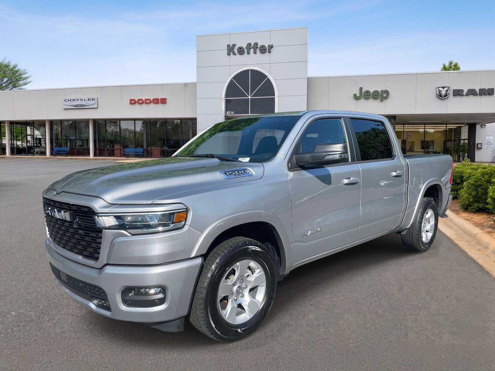 Used 2025 RAM 1500 Big Horn AWD/4WD image 1