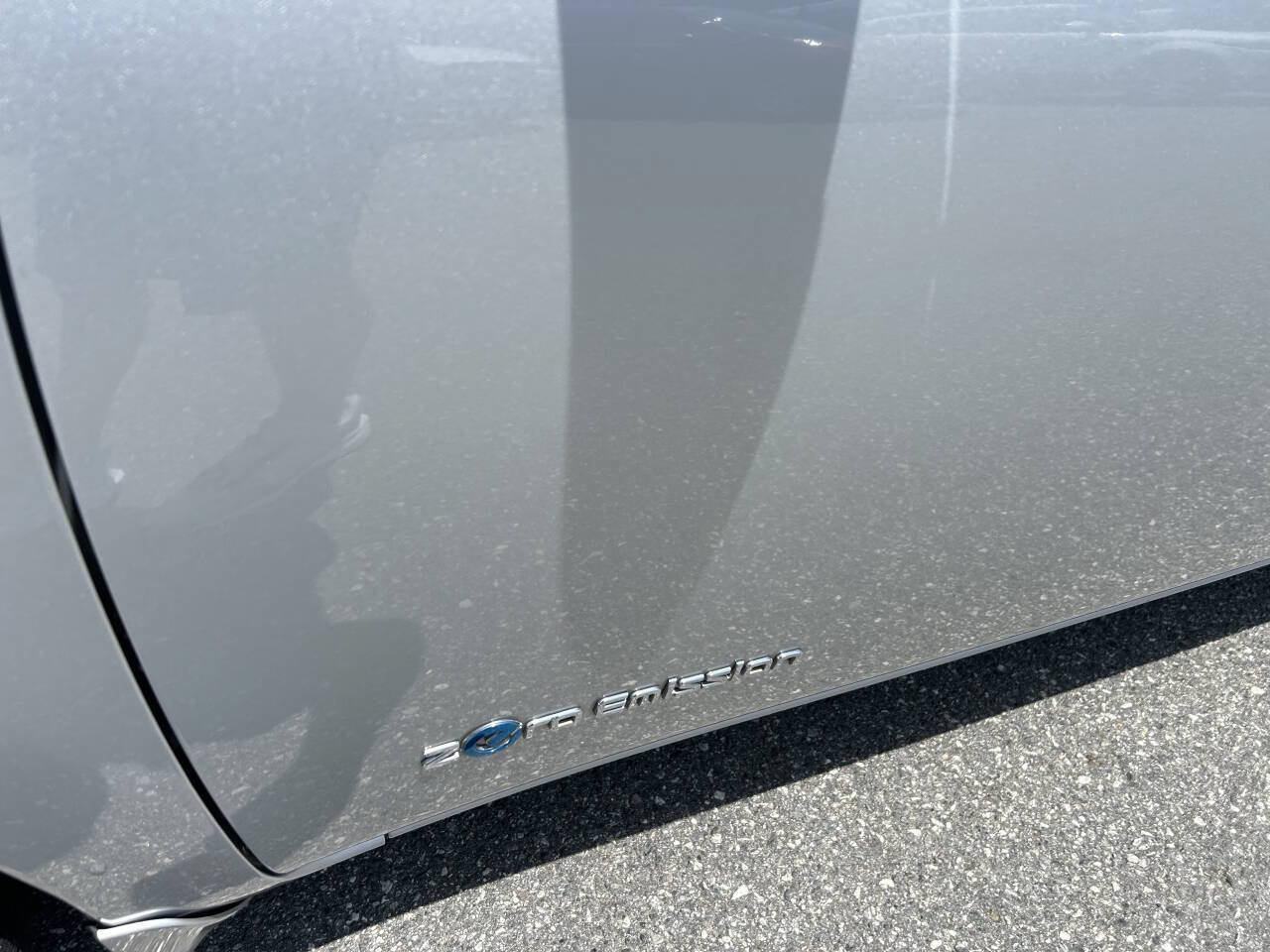 Used 2016 Nissan Leaf SV w/ Premium Package FWD image 11