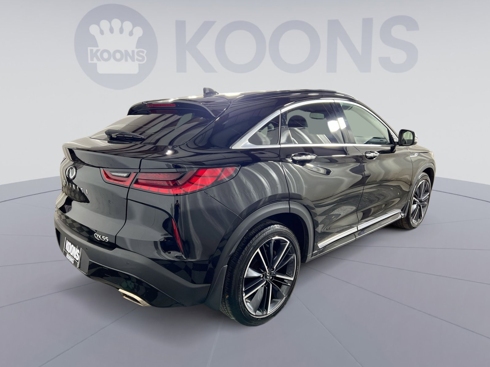 Used 2023 INFINITI QX55 Luxe w/ Accent Package image 7