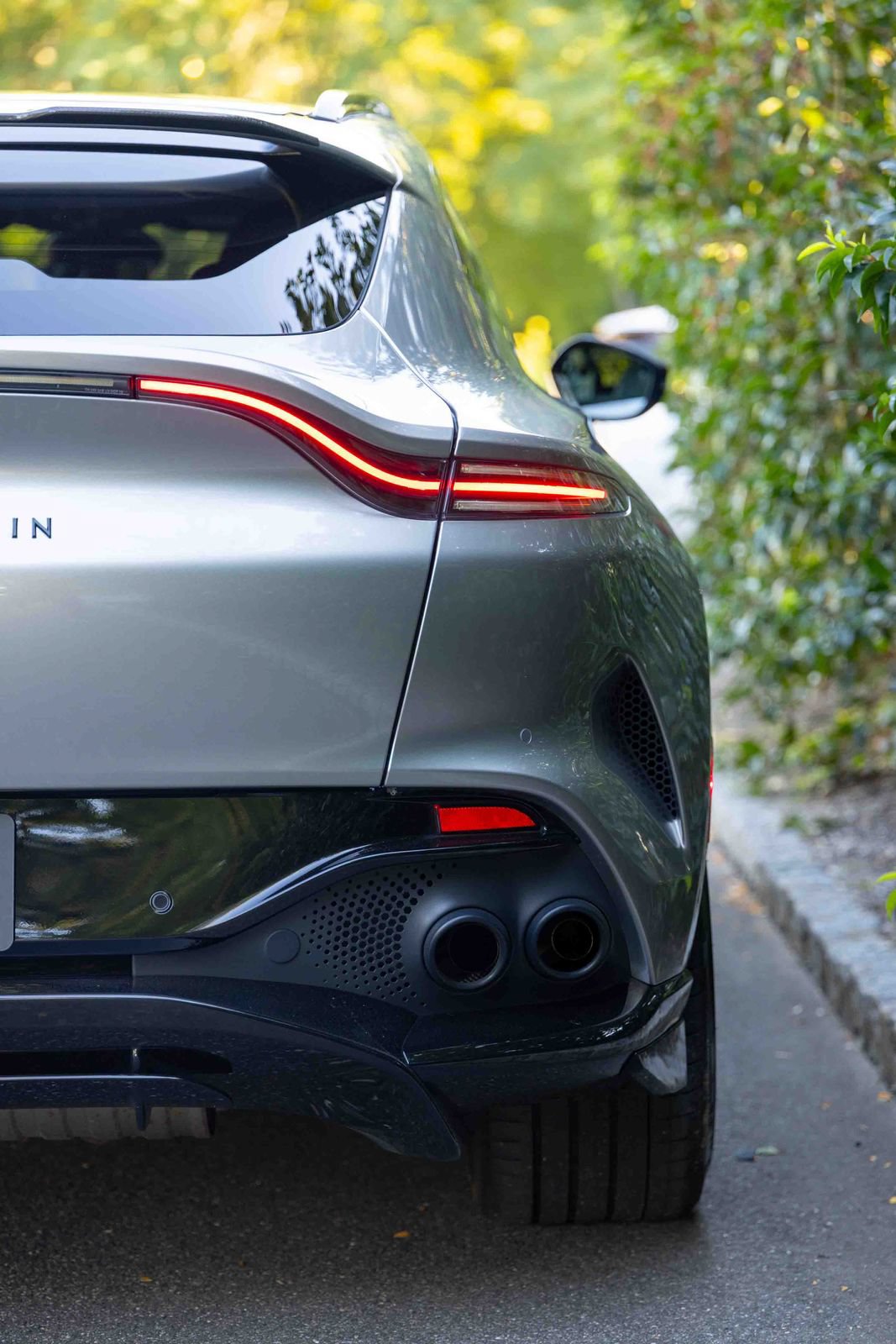 Used 2023 Aston Martin DBX 707 AWD/4WD image 29