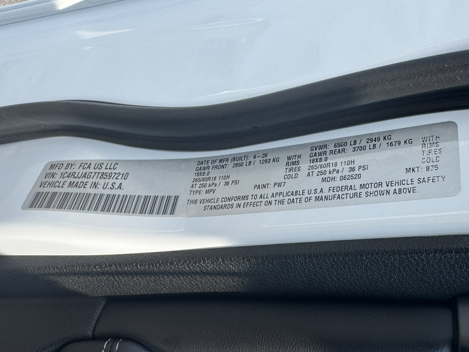 New 2026 Jeep Grand Cherokee L Laredo RWD image 36