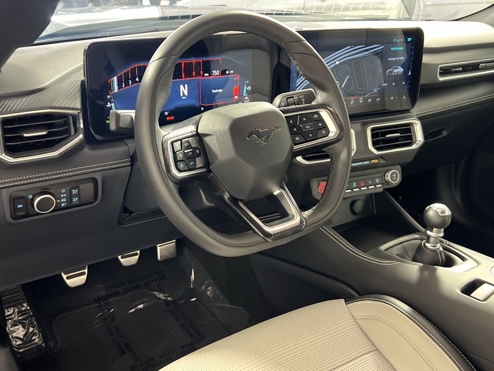Used 2025 Ford Mustang GT Premium RWD image 24
