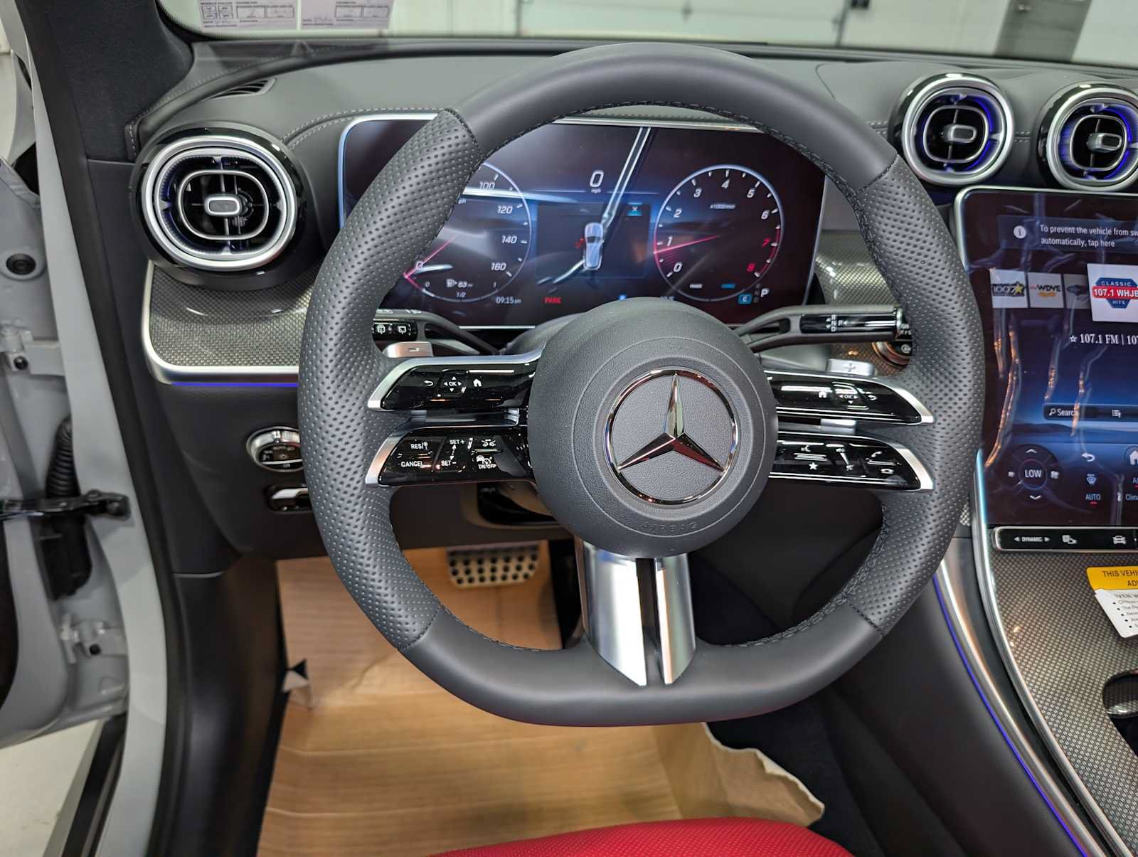 New 2026 Mercedes-Benz GLC 300 4MATIC image 29