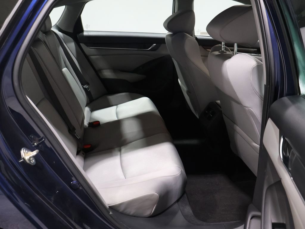 Used 2019 Honda Accord EX image 21
