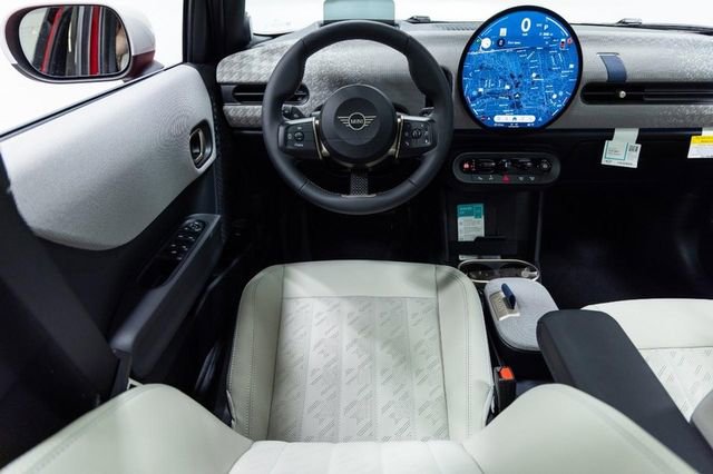 New 2026 MINI Cooper 4-Door Hardtop image 3