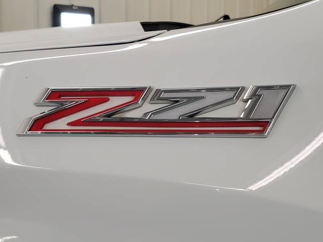 Used 2019 Chevrolet Silverado 1500 LT w/ All-Star Edition AWD/4WD image 5