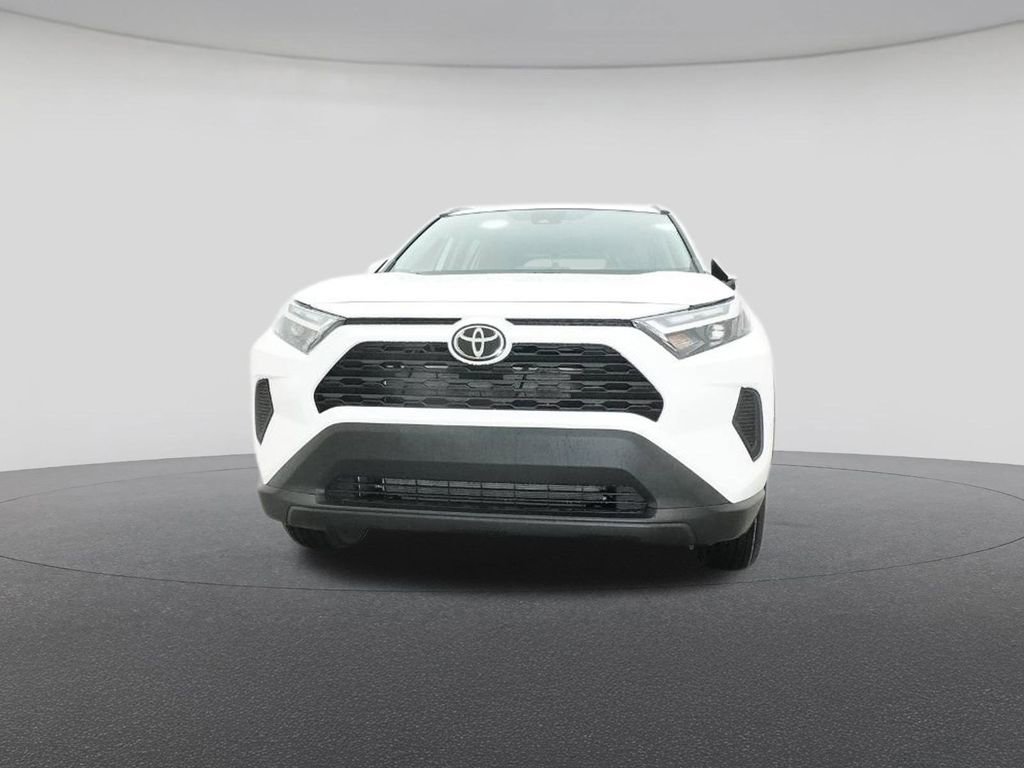 New 2025 Toyota RAV4 XLE image 31