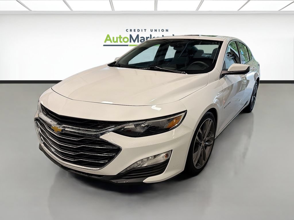 Used 2021 Chevrolet Malibu LT FWD image 3