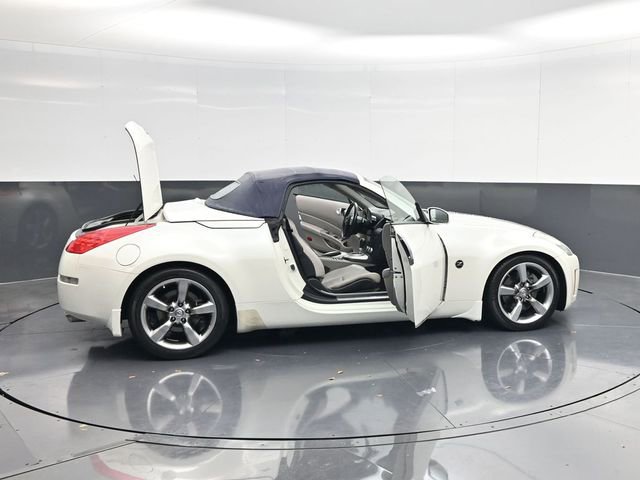 Used 2006 Nissan 350Z Touring image 49