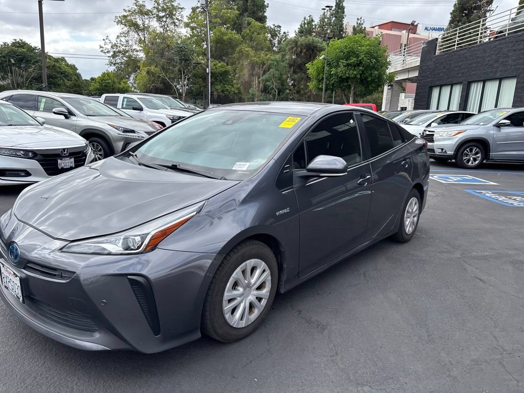 Used 2022 Toyota Prius LE FWD image 8