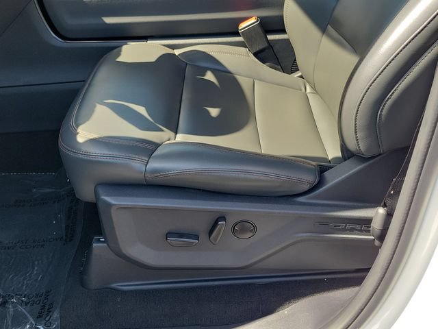 Certified 2025 Ford Expedition Active AWD/4WD image 17