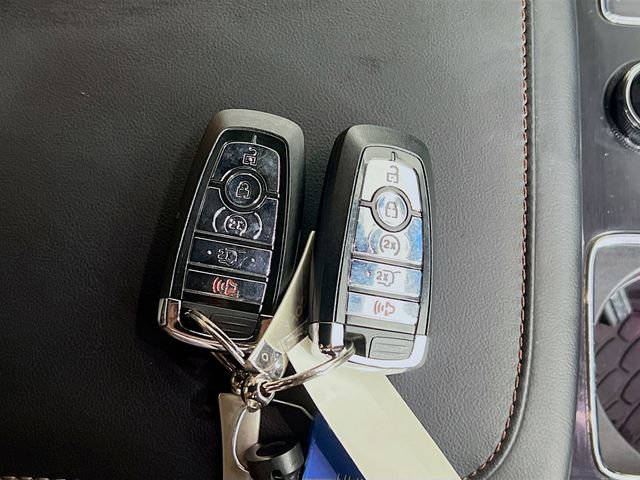 Used 2023 Lincoln Aviator Reserve w/ Equipment Group 201A image 32