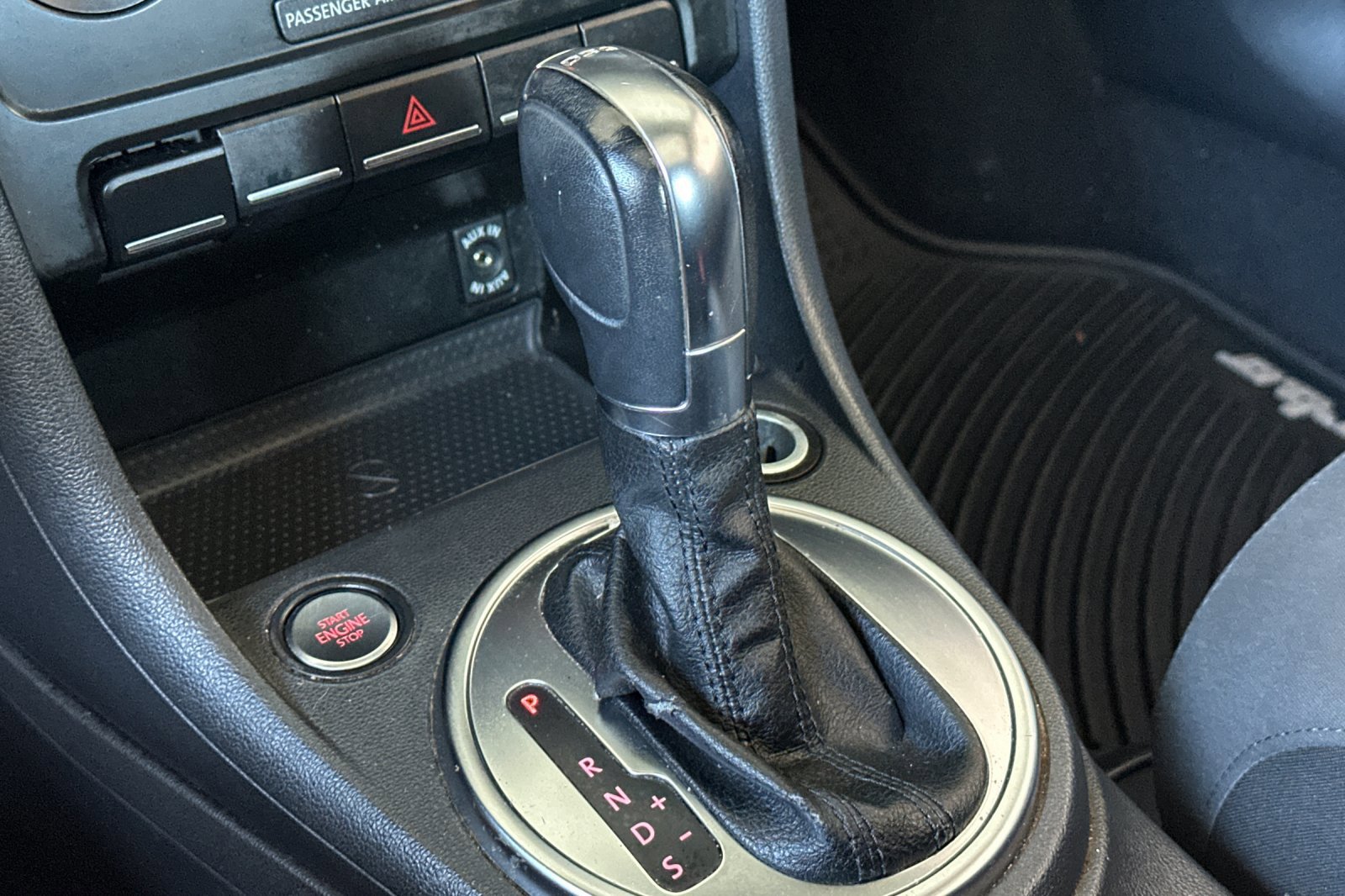 Used 2013 Volkswagen Beetle Turbo image 19