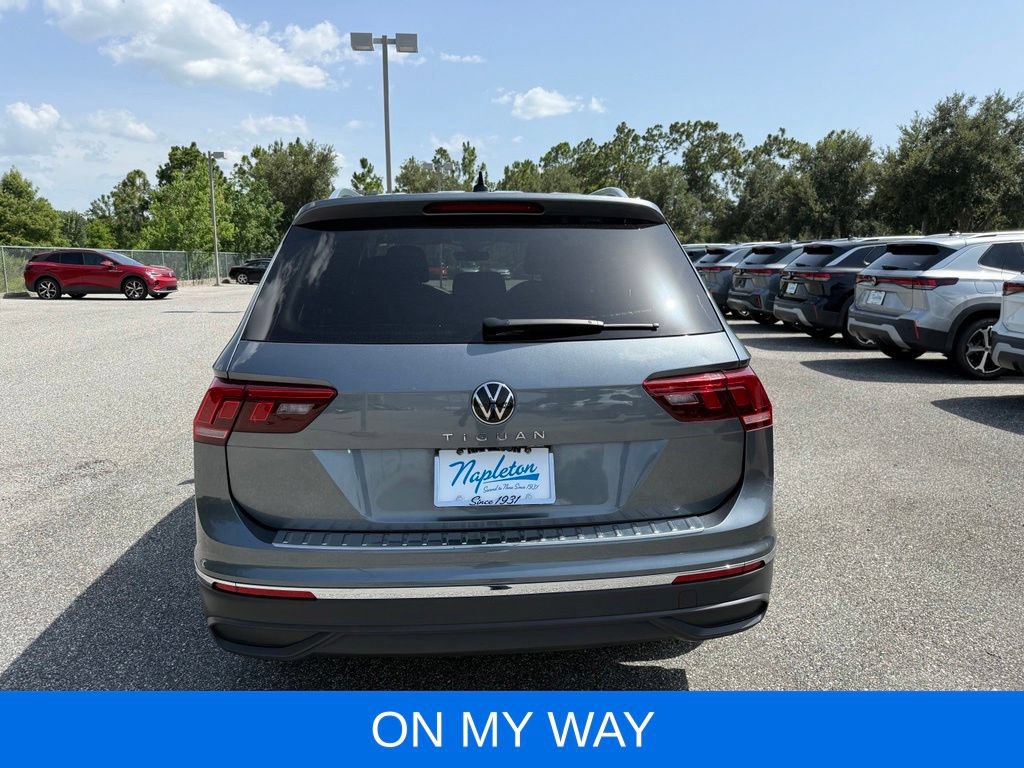Used 2024 Volkswagen Tiguan Wolfsburg Edition FWD image 14