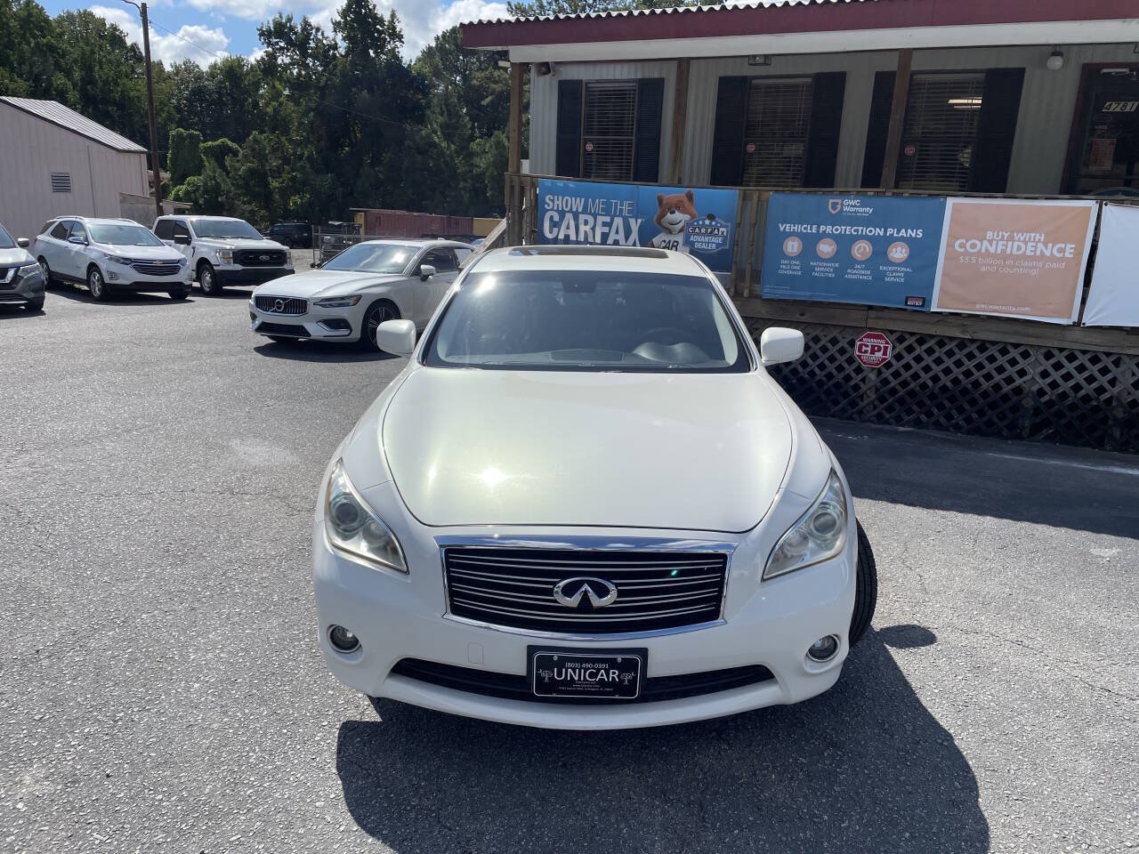 Used 2013 INFINITI M37 w/ Premium Pkg RWD image 2