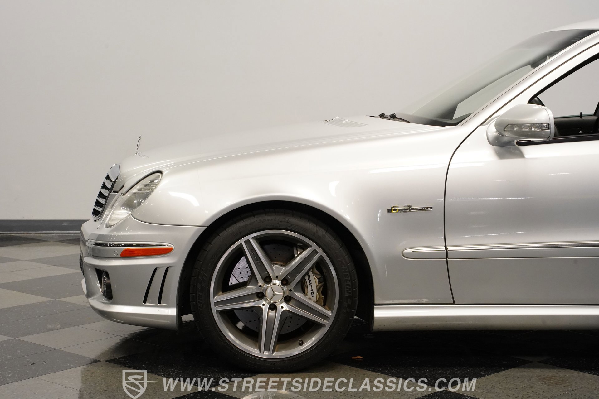 Used 2007 Mercedes-Benz E 63 AMG Sedan image 23
