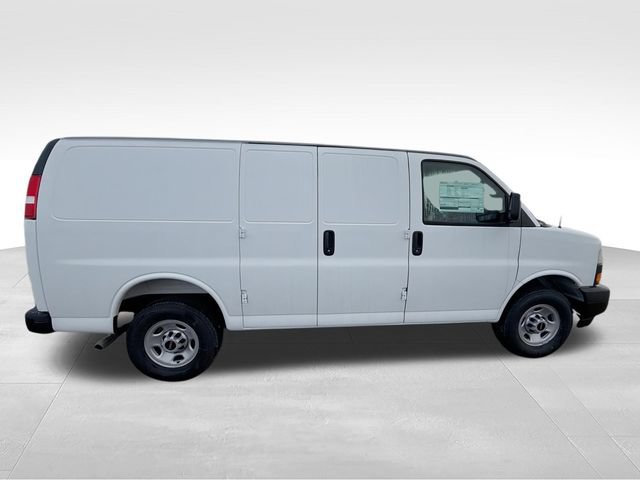 New 2026 GMC Savana 2500 w/ Driver Convenience Package RWD image 9