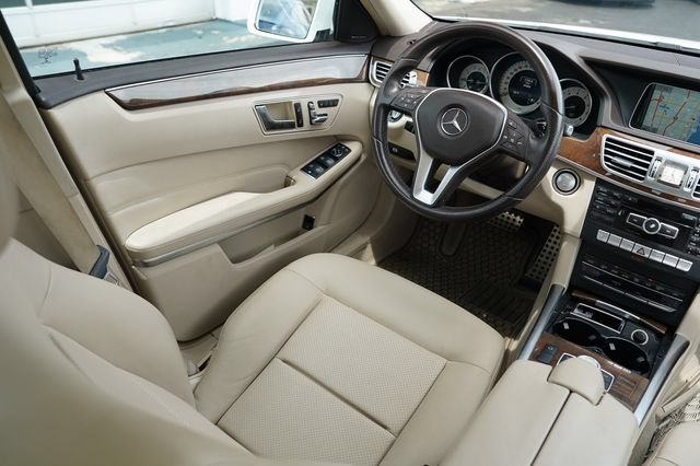 Used 2015 Mercedes-Benz E 350 4MATIC Wagon image 24