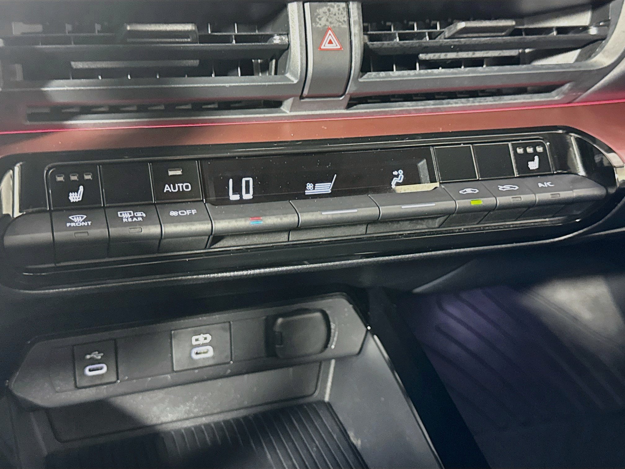 Certified 2024 Toyota Prius Prime FWD image 18