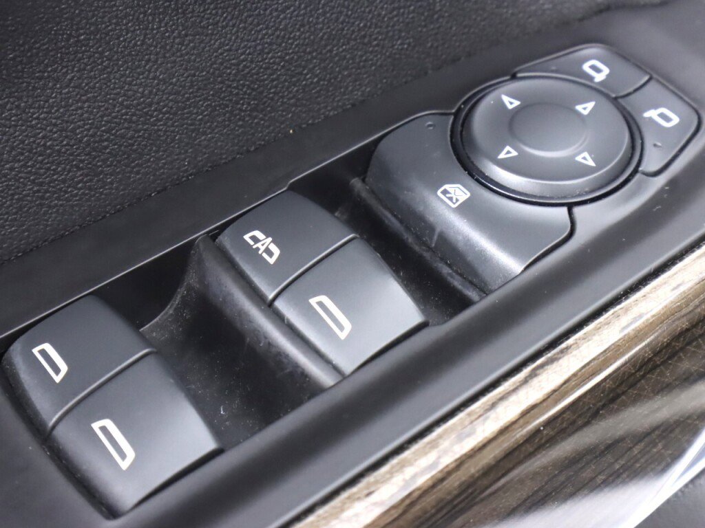 Used 2020 Chevrolet Silverado 1500 RST image 27