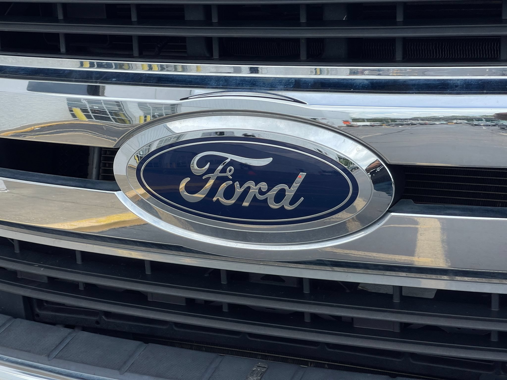 Used 2017 Ford F250 XLT AWD/4WD image 32
