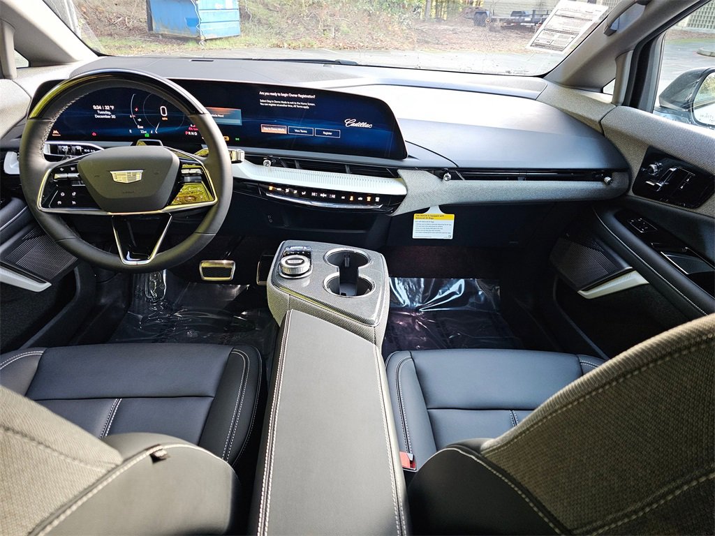 New 2026 Cadillac Optiq Sport 1 image 18