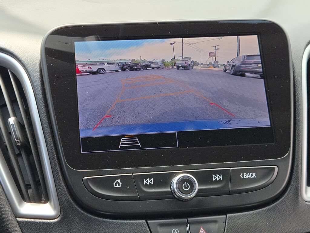 Certified 2025 Chevrolet Malibu LT FWD image 28