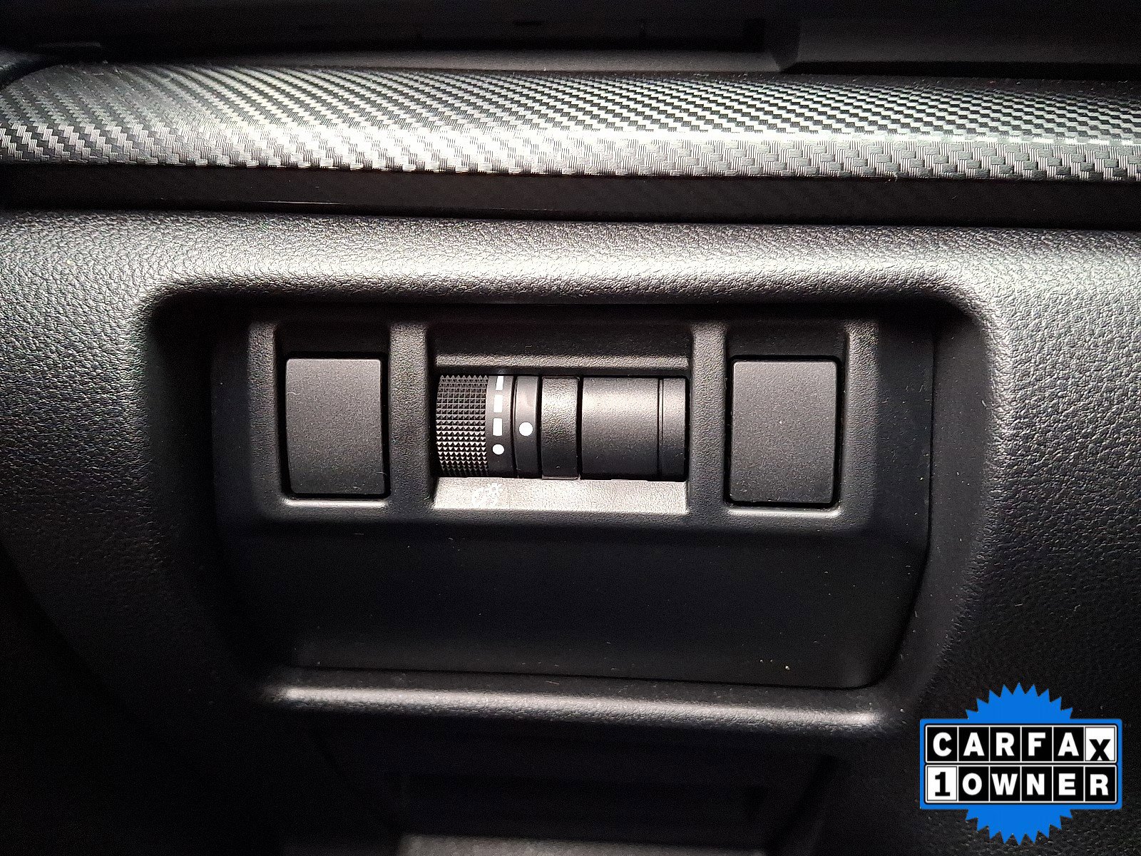 Certified 2024 Subaru Crosstrek 2.0i image 21