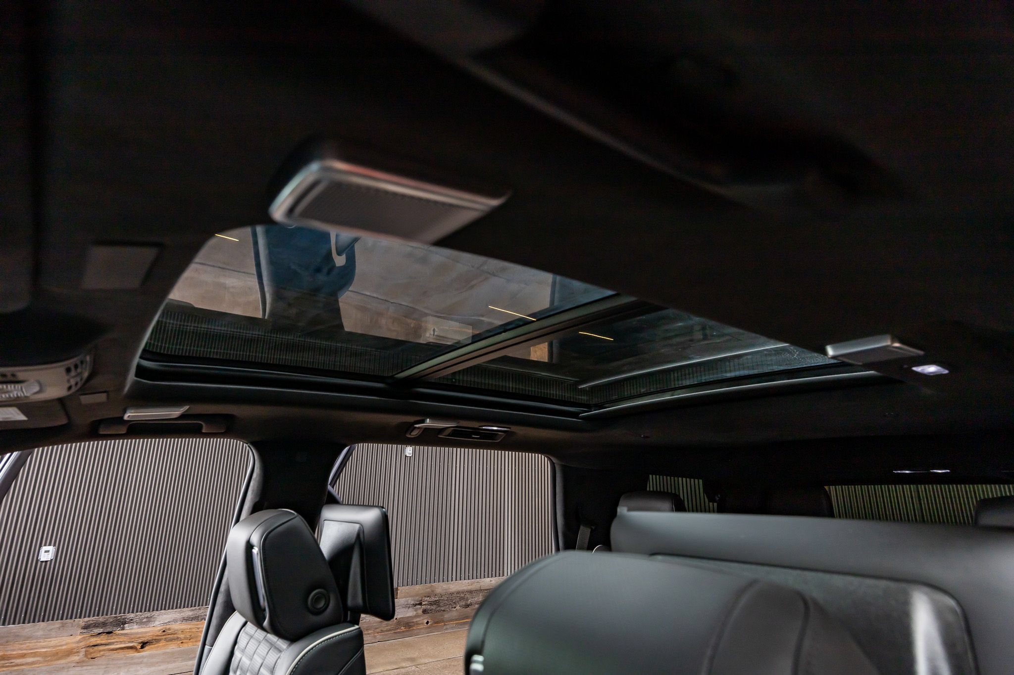 Used 2026 Cadillac Escalade V w/ LPO, Floor Liner Package AWD/4WD image 30