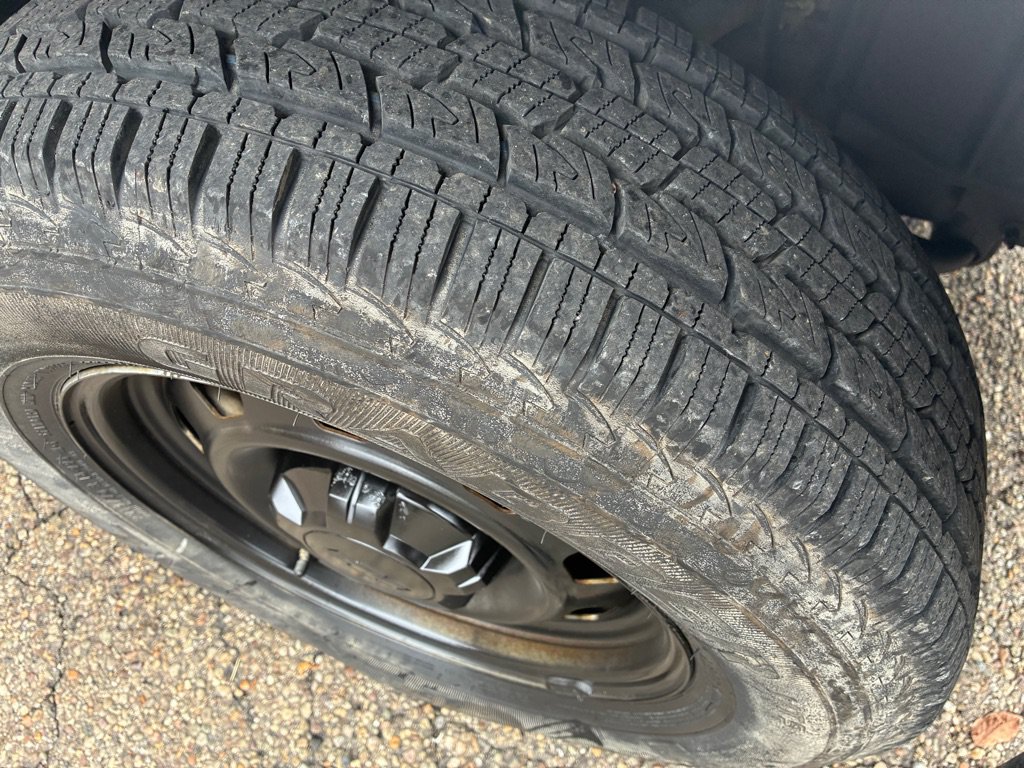 Used 2012 Chevrolet Colorado W/T RWD image 6
