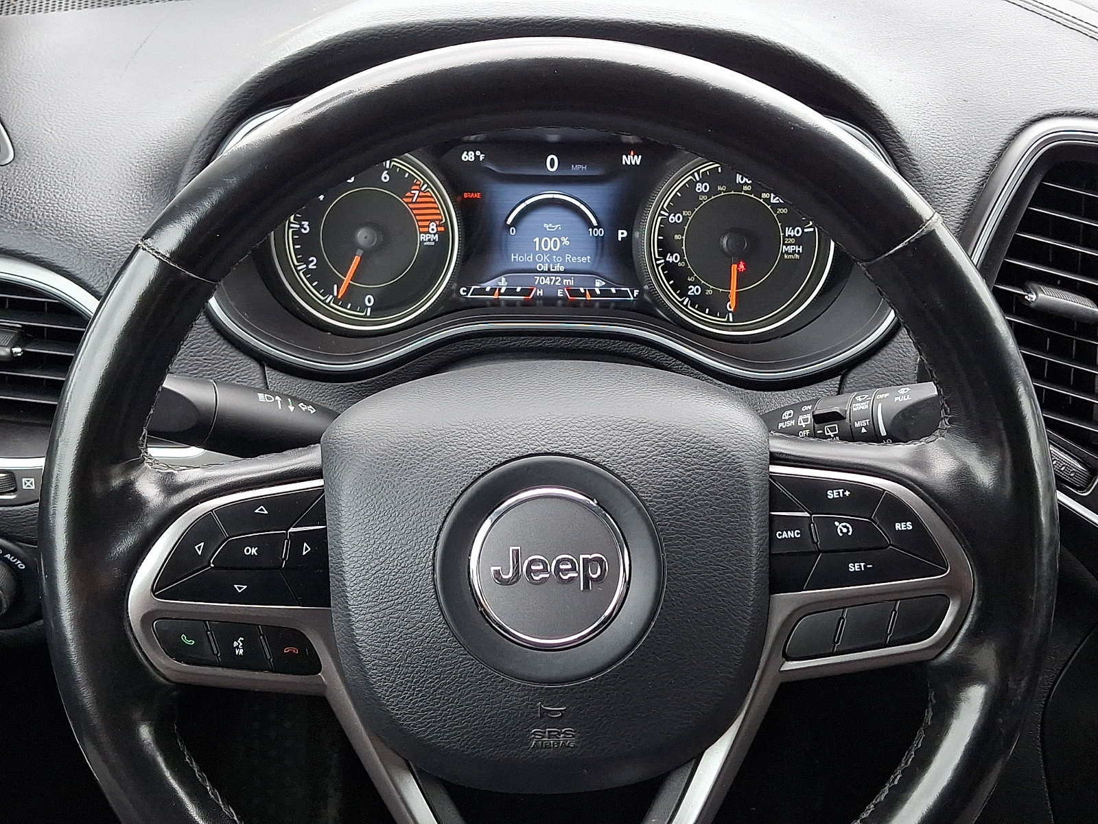 Used 2021 Jeep Cherokee Latitude Lux w/ Comfort/Convenience Group AWD/4WD image 18