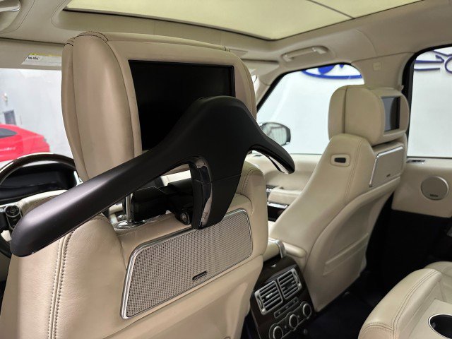 Used 2017 Land Rover Range Rover Autobiography image 25