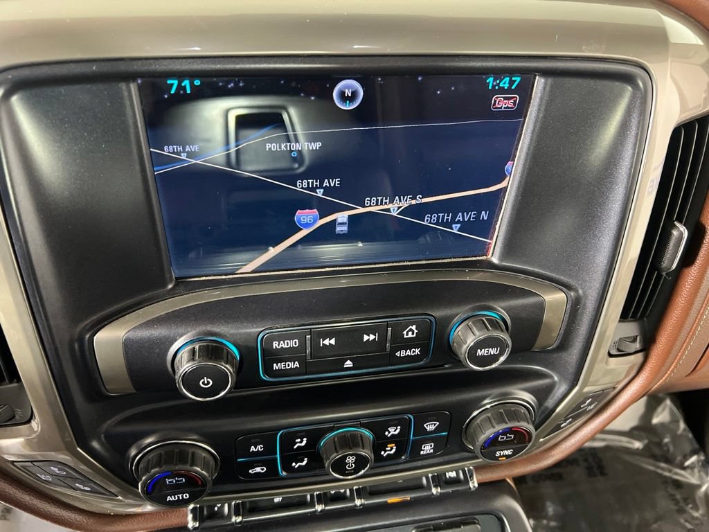 Used 2015 Chevrolet Silverado 1500 High Country w/ High Country Premium Package AWD/4WD image 26