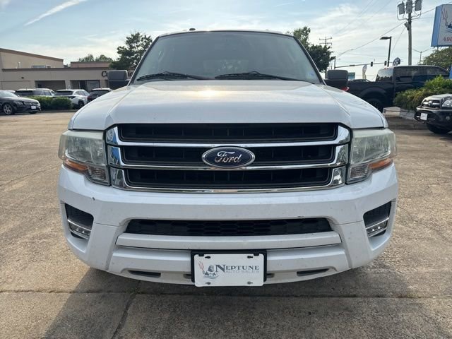 Used 2016 Ford Expedition XLT RWD image 2