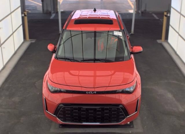 Certified 2024 Kia Soul GT-Line FWD image 2