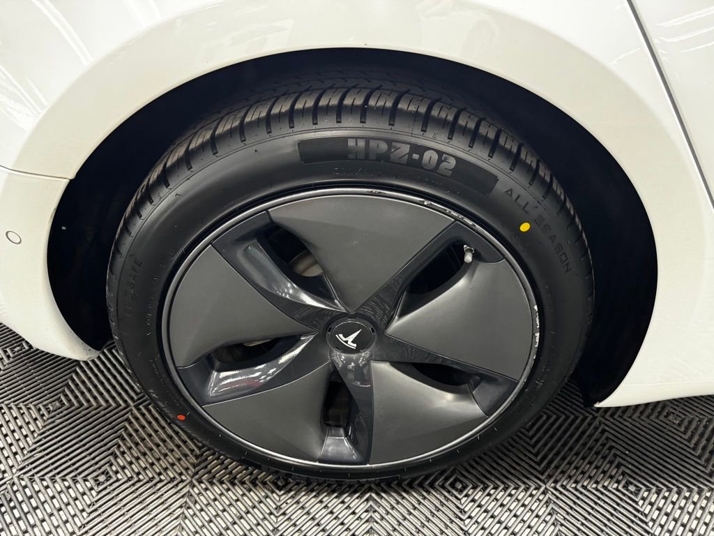 Used 2020 Tesla Model 3 Long Range image 19
