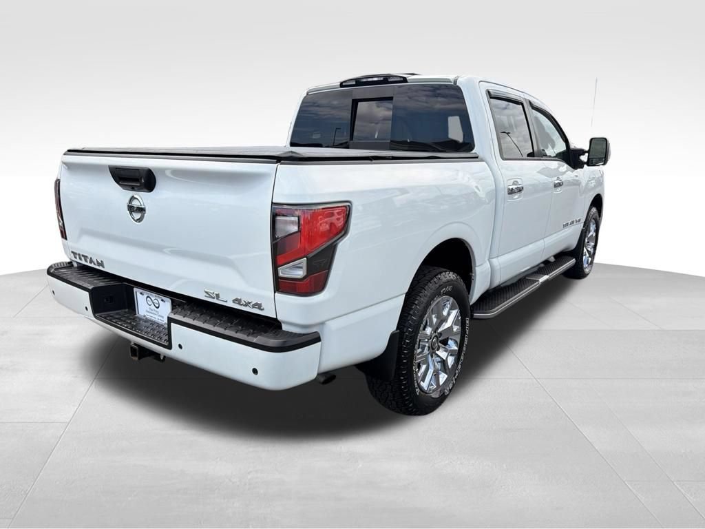 Used 2020 Nissan Titan SL w/ Moonroof Package AWD/4WD image 8