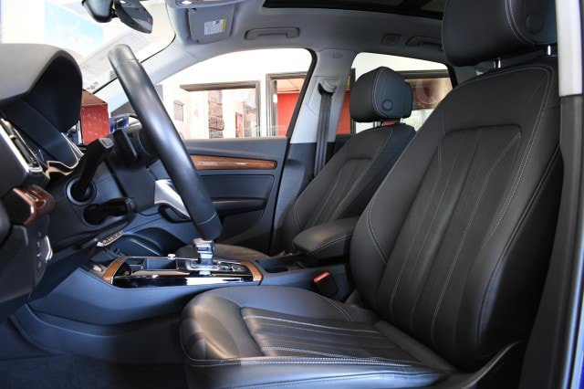 Used 2023 Audi Q5 2.0T Premium w/ Convenience Package AWD/4WD image 37