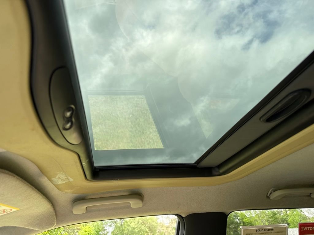 Used 2008 GMC Canyon SLT w/ SLT Preferred Equipment Group image 24