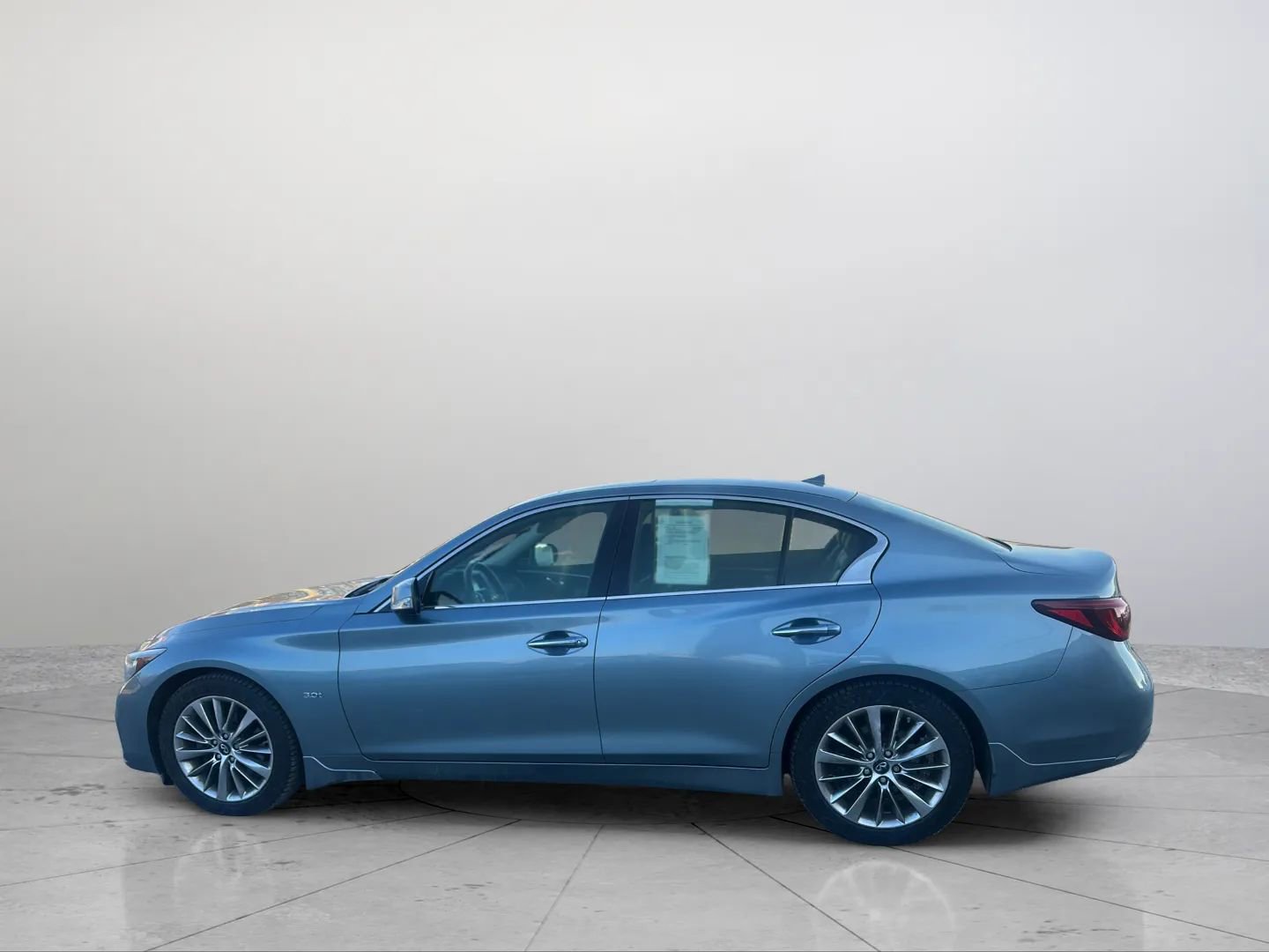 Used 2018 INFINITI Q50 Luxe w/ Sensory Package (Luxe) image 16