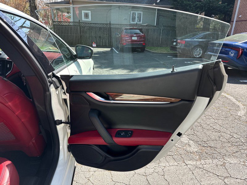Used 2018 Maserati Ghibli S Q4 image 12