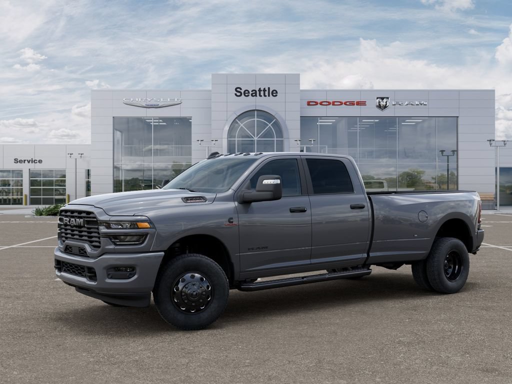 New 2026 RAM 3500 Big Horn AWD/4WD image 3